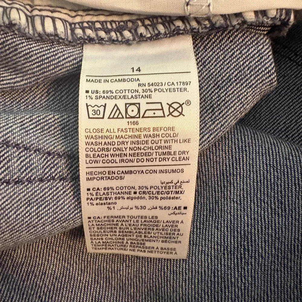 Old Navy Mid Rise Wow‎ Boot-Cut Jeans Womens 14 Medium Wash Blue Stretch Denim